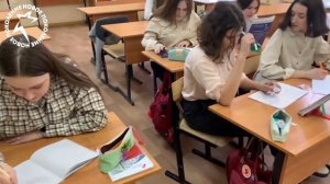 КАК НЕ УЧИТЬ, НО ПОЛУЧИТЬ «ПЯТЬ»?! // гайд как списать на контрольной