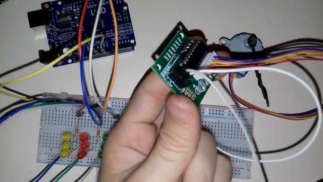 Control A Stepper Motor Using An Arduino Uno And Joystick.