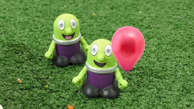 The Funlings Play A Numbers Game with Toy Train Thomas смотреть онлайн