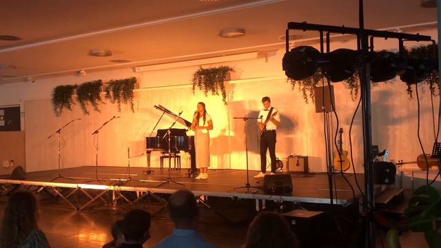 Old Love - Eric Clapton (Angelina Schneider, Florian Breitsameter Cover) смотреть онлайн