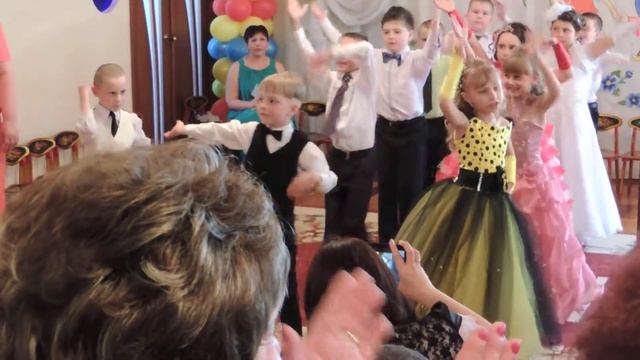 Танец шалунишек! смотреть онлайн