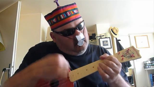30 Millions d'Amis (générique) - plastic ukulele & home made nose flute смотреть онлайн