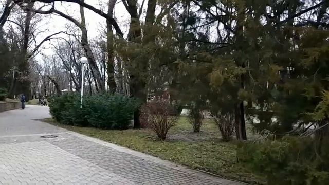 КРАСНОДАР. ГОРОД МЕЧТЫ В ЯНВАРЕ. ПРОГУЛКА В ПАРКЕ ИМЕНИ ГОРЬКОГО смотреть онлайн