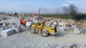 Травертин. Как добываем природный камень травертин в Армении. Плиты травертина. Купить травертин