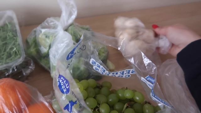 VLOG Закупка продуктов/ Творожная запеканка/ Что я ем в течение дня/ Мой уход смотреть онлайн