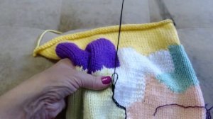 Свитер вязанный с котиками  для ребенка 3 лет вышивка 2 часть
