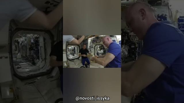Жизнь и приключения космонавтов на МКС. Использовано видео космонавта Олега Артемьева смотреть онлайн