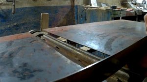 Установка ножей на фуганок.