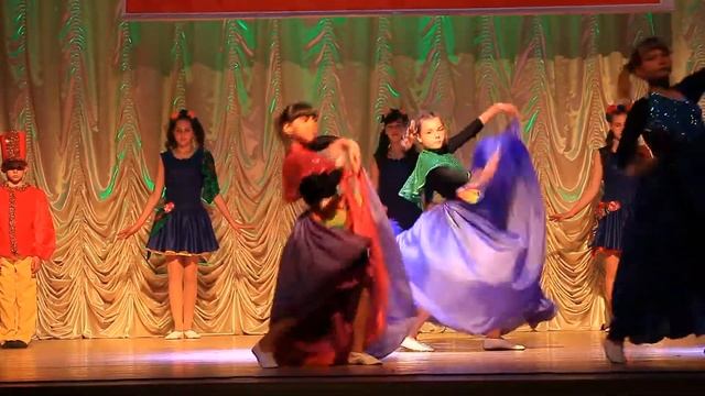 Кубок Днепр обл Совр и Вост хор Синельниково 20160521 143008 MVI 9498 Belly dance смотреть онлайн