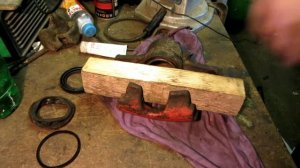 Ремонт передних суппортов (подклинивают) Форд Мондео 3.