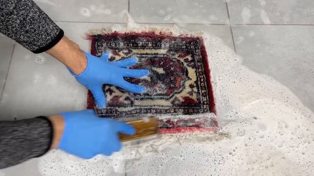 Ręczne Pranie Maleńkiego Dywanu ? Satysfakcjonujący Film ASMR смотреть онлайн