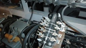 3ЭС5К поосник,неисправности в цепи маслонасоса,выход из положения.