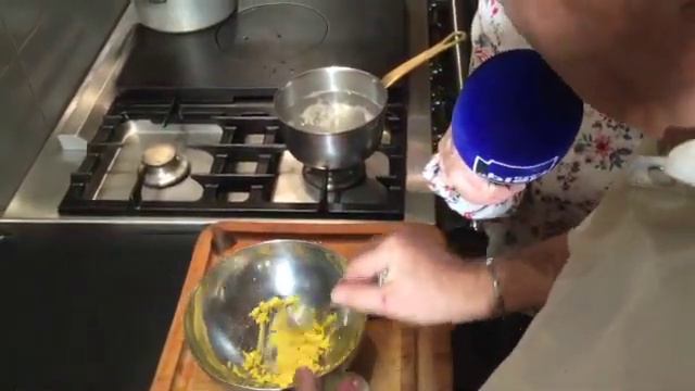 André GENIN Les Oeufs Mimosa смотреть онлайн