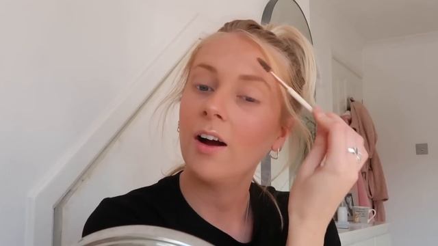 come shop with me at The Range & easiest make-up routine ever! ? VLOG смотреть онлайн