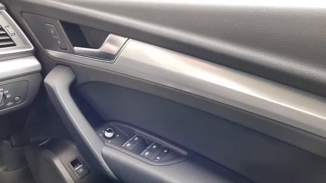 2018 Audi Q5 2.0 TDI Sport S Tronic quattro смотреть онлайн