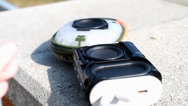 JBL GO 3 VS JBL CLIP 4 - BASS TEST *100 смотреть онлайн