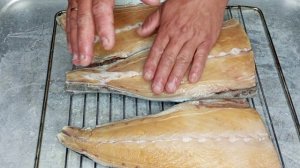 МАСЛЯНАЯ РЫБА (ЭСКОЛАР) холодного копчения