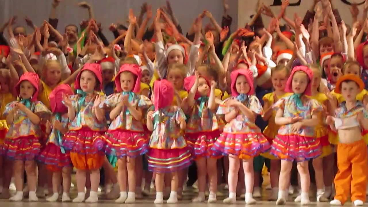 Финал отчетного концерта в д/к "Космос" смотреть онлайн