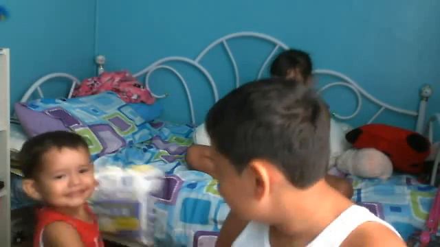 Webcam video from Jul 17, 2012 4:37:23 PM смотреть онлайн