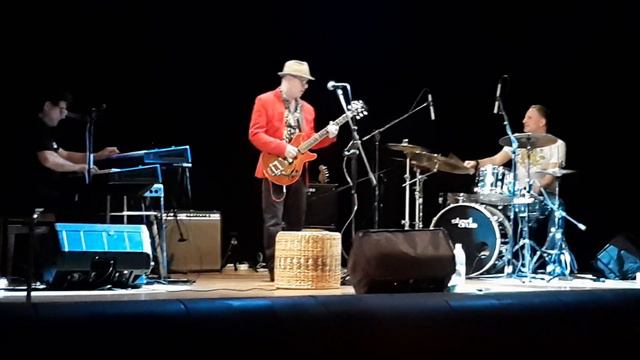 JFC POWER TRIO - Sunny - Julian Burdock, Francesco Mendolia, Chicco Allotta смотреть онлайн