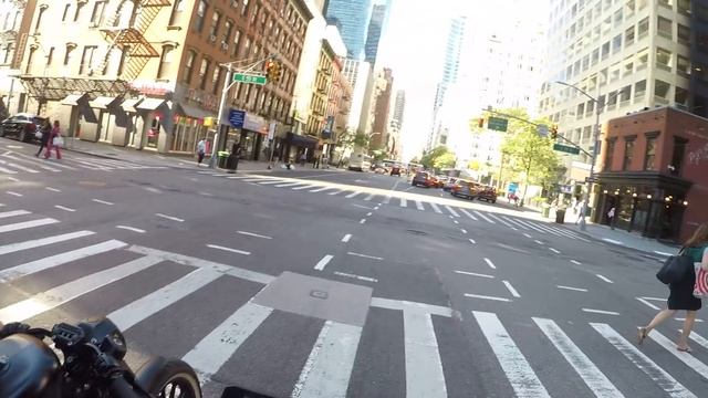 bobber 883 crash 3rd ave смотреть онлайн