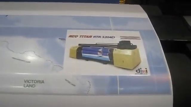 Широкоформатный УФ принтер DILLI NEOTITAN RTR - печать в 2 pass смотреть онлайн