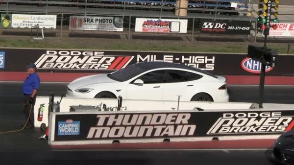 Tesla Plaid vs Toyota Supra