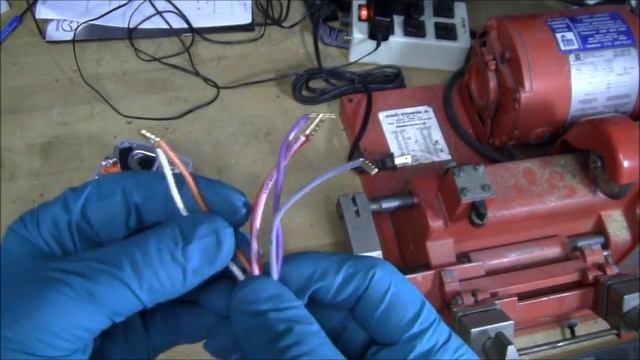 Testing a Damper Motor Belimo MO# NFBUP S смотреть онлайн