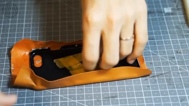 [Leather Craft] DIY Iphone leather case / How to make Leather phone case смотреть онлайн