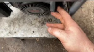 Плохо заводится бензогенератор?⚡️
Заливает свечу?