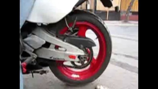 CBR 400 RR Hurricane nice moments смотреть онлайн