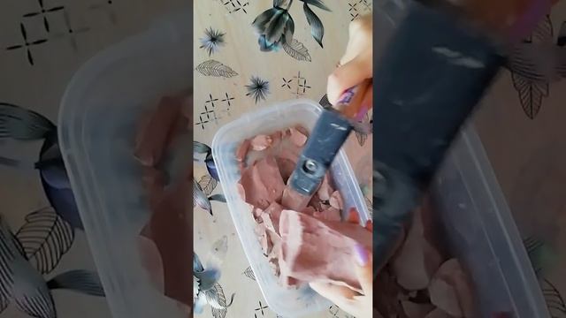 Глина жетысай Розовая. Ем мел. Ем глину. МелоГлиноЕжки смотреть онлайн