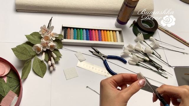 Веточка цветущей яблони своими руками. Подробный мастер-класс от BUMASHKA DECOR смотреть онлайн