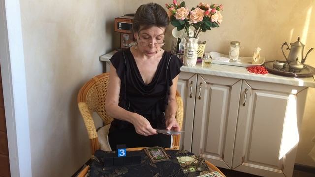 Что меня ждёт по работе? Как мне поступить? Онлайн гадание. смотреть онлайн