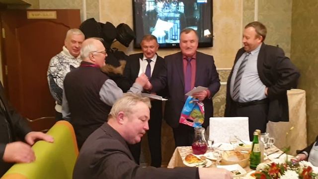 Поздравляем юбиляра! смотреть онлайн