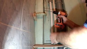 Полки в туалете своими руками. Дополнительное место хранения домашнего хлама.