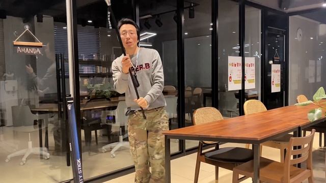 따끈 신상템! 멋있는✨ 호신용 지팡이! City Stick (시티스틱) смотреть онлайн