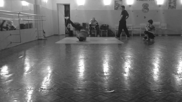 bgirl J.Ya. (ww crew) 2013-2015 смотреть онлайн