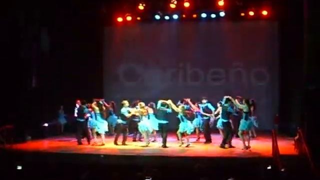 "BACHATA-MERENGUE" by Sandy Fernandez смотреть онлайн