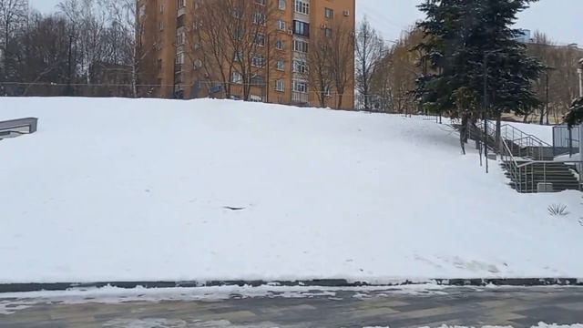 Влогмас 05.12.2023 г Голодные птицы/ Детский парк/ Подготовка к Новому году смотреть онлайн