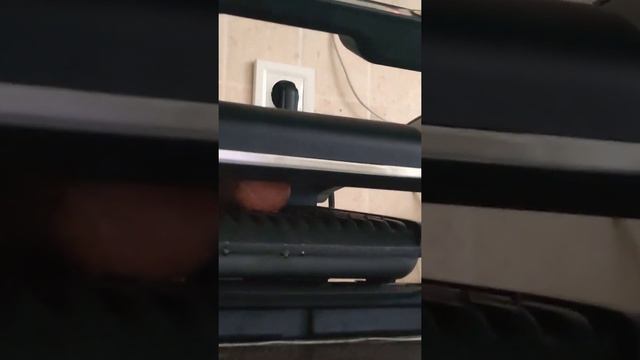 Готовлю сосиски на гриле Tefal с хрустящей корочкой смотреть онлайн