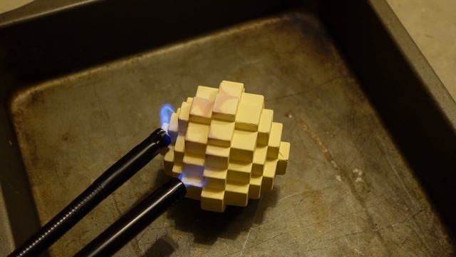 Trying to Burn a Minecraft Mining Kit! (1/48 Have a Gold Creeper!) смотреть онлайн
