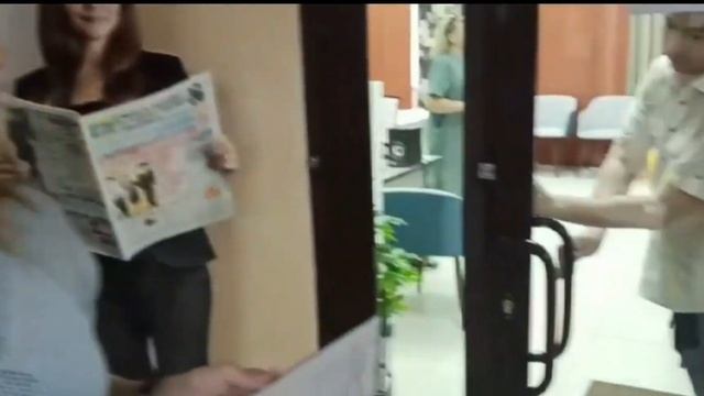 СПЕЦНАЗ НАГРЯНУЛ В ЧАСТНУЮ КЛИНИКУ/НОВАЯ ФОРМА РЕЙДЕРСКОГО ЗАХВАТА?#клиника1+1 #новосибирск смотреть онлайн