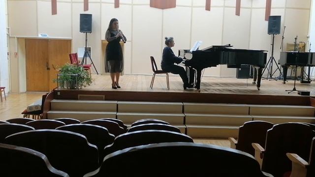 М.H.Аrnold - Sonatine for oboe (l part) смотреть онлайн