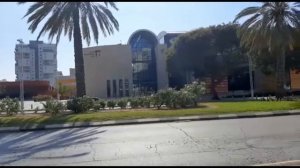 Израиль.  Прогулка по Холону с Борисом Горэном. Сколько стоит квартира в Холоне в Израиле?