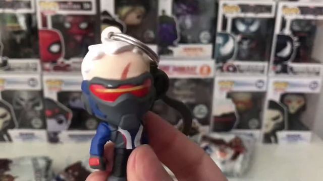 SAY NO TO DUPLICATES! Unboxing Overwatch Backpack Hangers Blind Bags! смотреть онлайн