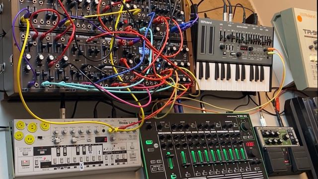 Dub Techno Jam with Roland System 500, TR-8, TB-03 and SH-01a смотреть онлайн