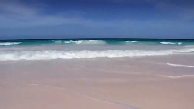 Розовый пляж «Pink Sands Beach» смотреть онлайн