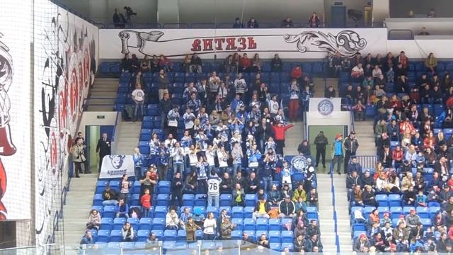 Фанаты Динамо скандируют смотреть онлайн