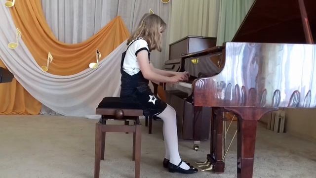 Лункова Валерия, 10 лет - В. Гаврилин "Мальчик гуляет, мальчик зевает" смотреть онлайн
